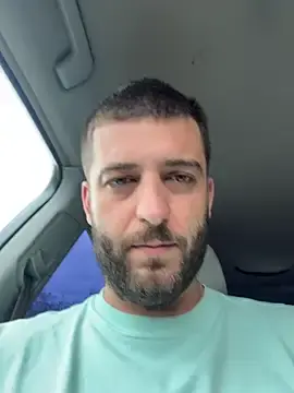 Stripchat Live Sex of Pablo_Hornyguy95