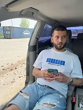 Stripchat Watch Live Sex Cams of Pablo_Hornyguy95