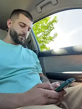 Stripchat Live Sex of Pablo_Hornyguy95
