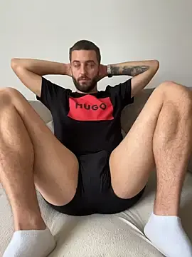 Stripchat Adult Webcams of Pablo_Hornyguy95