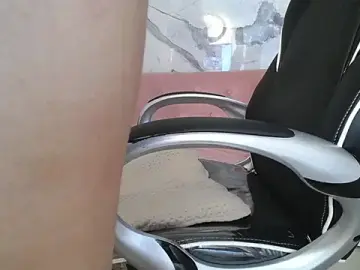 Stripchat Best live sex cam show of ailyn_ch1