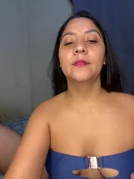 Stripchat Live Sex Cam of mayemarc