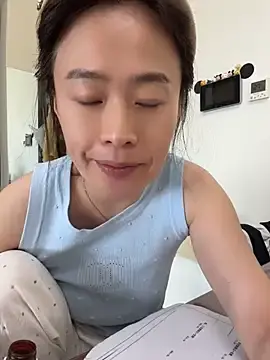 Stripchat Watch Live Sex Cams of saozi666