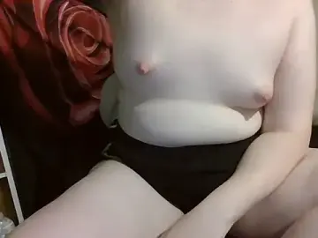 Stripchat Adult Webcam of AverageRose