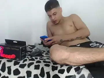 Stripchat Best Webcam of CherryH0ttie