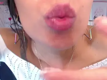 Stripchat Live Sex Cam of Melisa_v