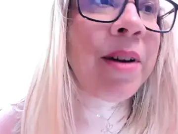 Stripchat Sex Cam of MissMaria