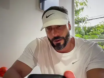 Stripchat Best Webcam of romeolovedark