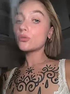 Stripchat Adult Webcam of Goldi159