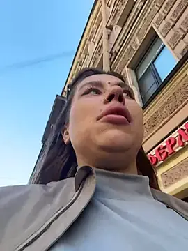 Stripchat Live Sex Cam of Jucie_Boom