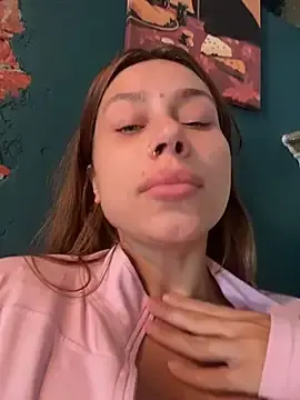 Stripchat Live Sex of Jucie_Boom