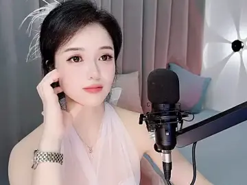 Stripchat Watch Live Sex Cams of Momo-Wow