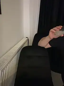 Stripchat Watch Live Sex Cams of Sara_Hug