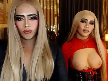 Stripchat Best live sex cam show of SeductiveTiara