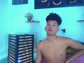 Stripchat Sex Cam of Sebastian_-D