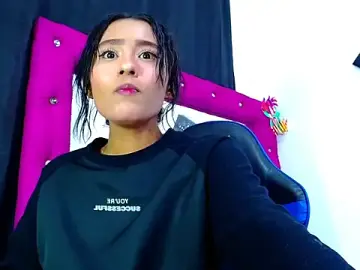 Stripchat Adult Webcam of Jenng18