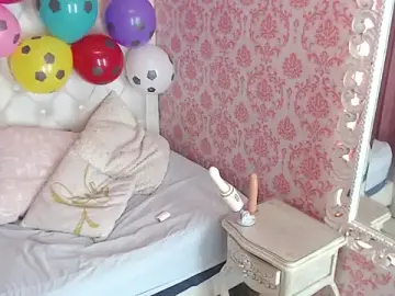 Stripchat Live Porn of Mini_Rouse