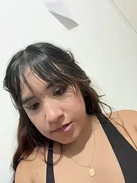 Stripchat Free Porn Cam of Samantthaescobar