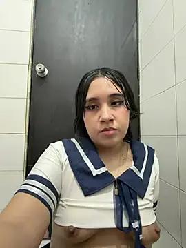 Stripchat Nude Webcam of Samantthaescobar