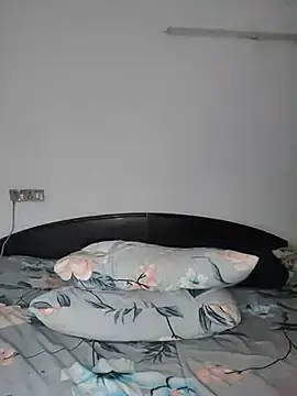 Stripchat Watch Live Sex Cams of Virgin_Aisha
