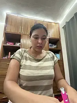 Stripchat Nude Webcam of mariatudulceadiccion