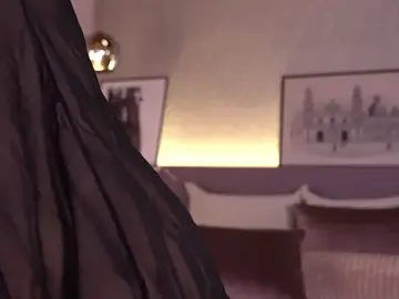 Stripchat Live Porn of ElleDiane