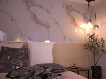 Stripchat Adult Webcam of ElleDiane