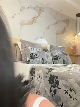 Stripchat Watch Live Sex Cams of ElleDiane