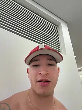 Stripchat Adult Webcams of Horny_nick19