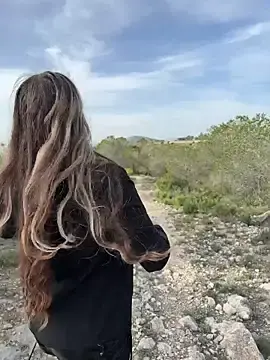 Stripchat Adult Webcam of Mona_Plus