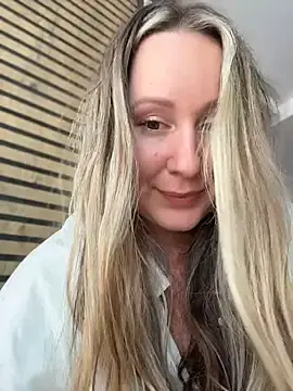 Stripchat Best live sex cam show of Mona_Plus