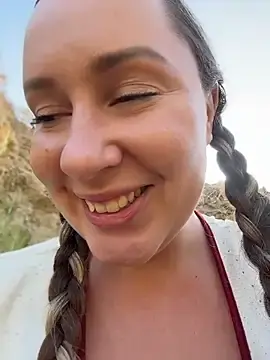 Stripchat Free Porn Cam of Mona_Plus
