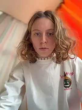 Stripchat Best Webcam of RinaMood