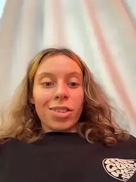 Stripchat Free Live Porn of RinaMood