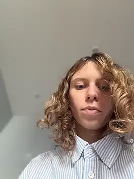 Stripchat Free Porn Cam of RinaMood