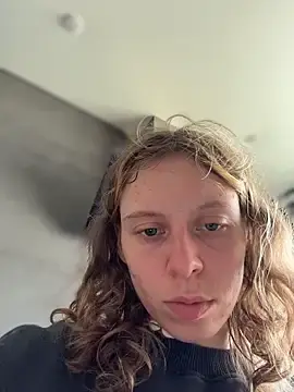 Stripchat Best Webcam of RinaMood