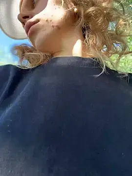 Stripchat Sex Chat of RinaMood