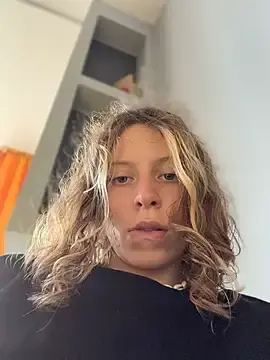 Stripchat Best Webcam of RinaMood