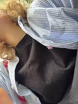 Stripchat Watch Live Sex Cams of RinaMood