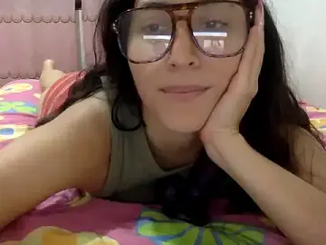 Stripchat Sex Cam of LatinDoll8