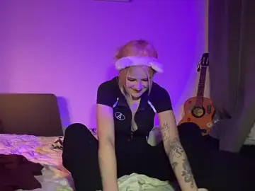 Stripchat Watch Live Sex Cams of LorineFavaro