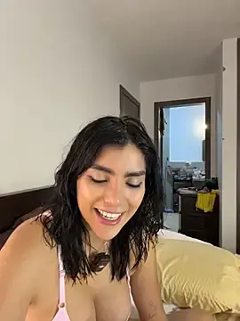 Stripchat Free Live Porn of MartinaSooler