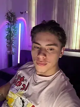 Stripchat Live Porn of Giordano_Russo
