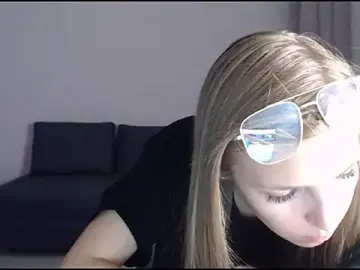 Stripchat Sex Cam of HitGyrl