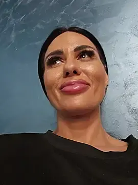 Stripchat Live Porn of KatiaDivine