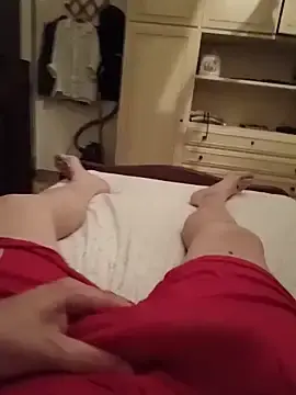 Stripchat Watch Live Sex Cams of Empi19cm