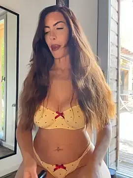 Stripchat Best Webcam of Eyline