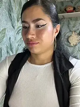 Stripchat Live Sex Cam of Sweet__Nurse1