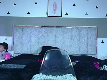 Stripchat Sex Cam of JiangShy666