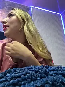Stripchat Nude Webcam of MollyCruz